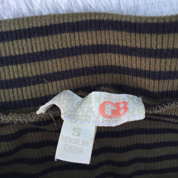 Gianni Bini Ruched Pencil Skirt - Picture 3 of 4